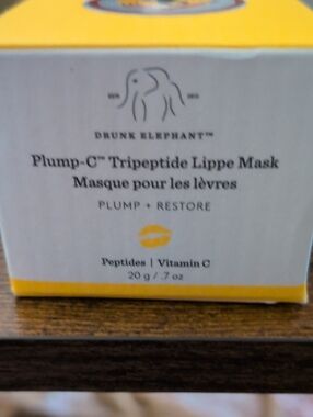 Drunk Elephant Plump-C Tripeptide Lip Mask —